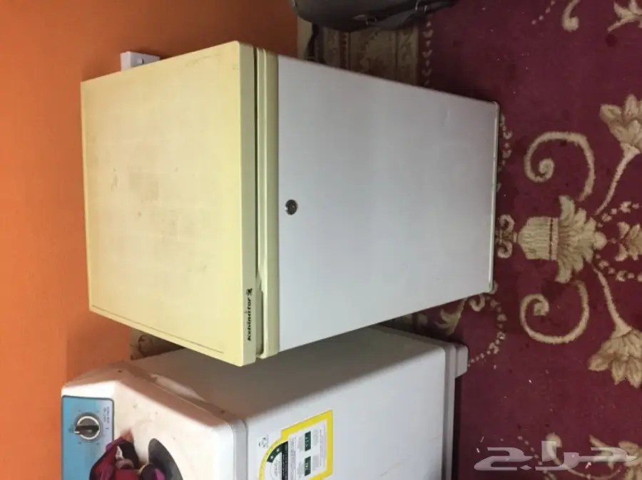 ثلاجة حجم وسط 