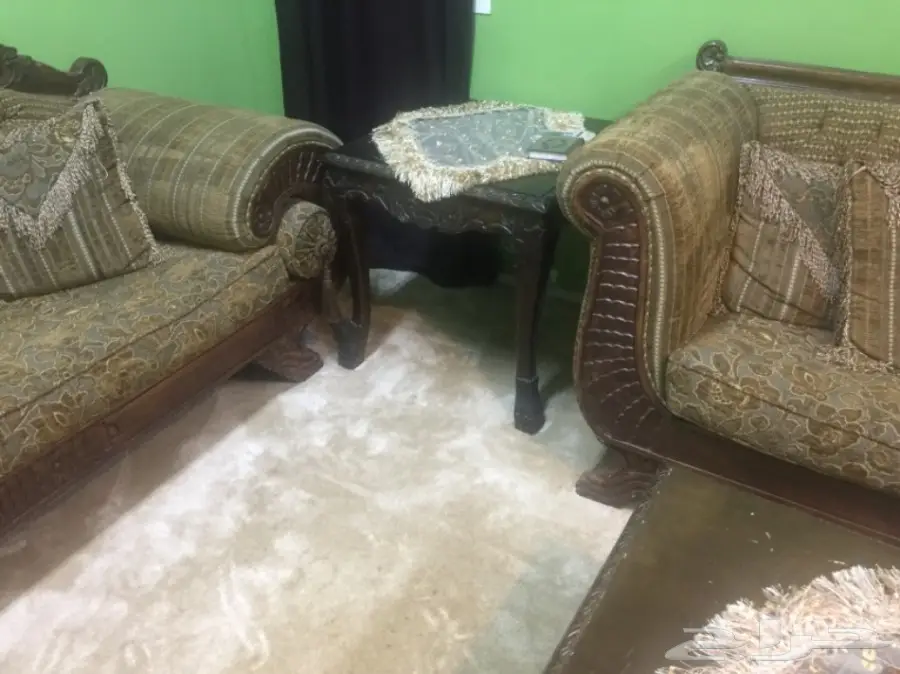 كنب أنيق وعصري للبيع! فرصة لا تُفوّت! (image 7)