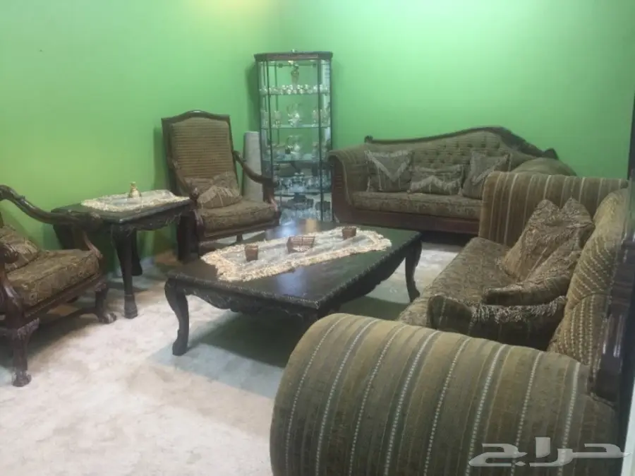 كنب أنيق وعصري للبيع! فرصة لا تُفوّت! (image 8)