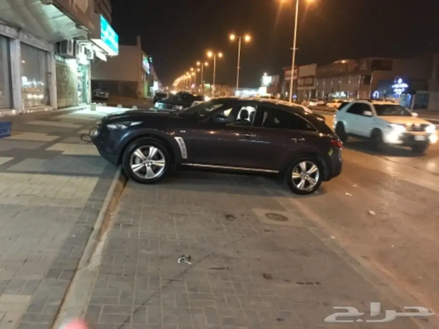 للبيع جيب إنفنيتي FX