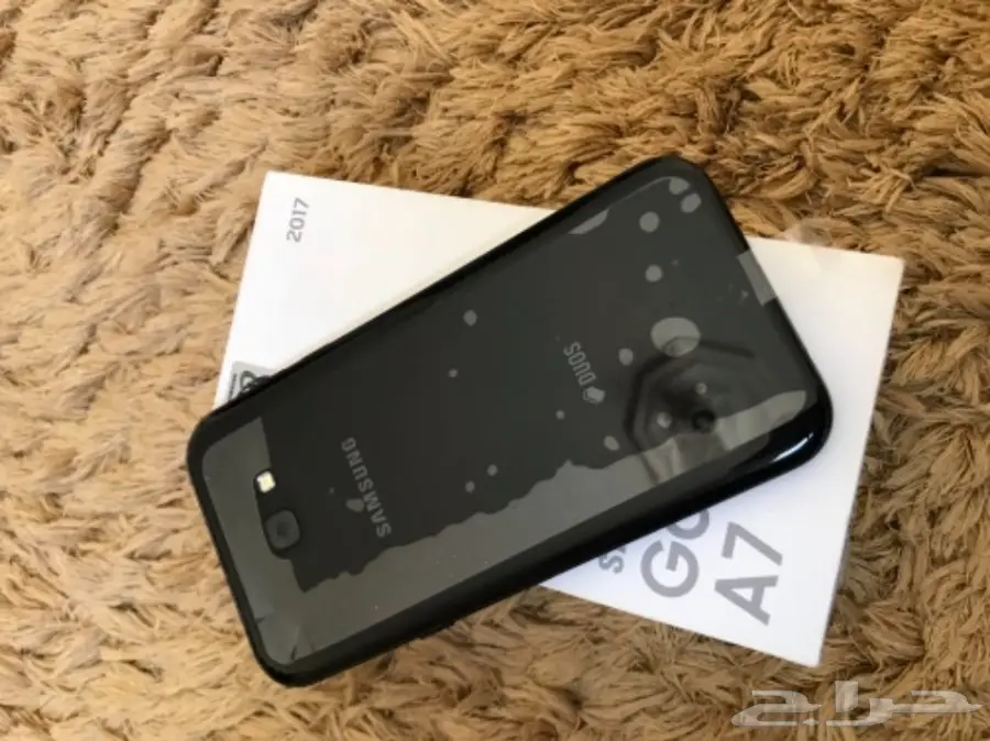 جالكسي A 2017 - شريحتين 32GB - أسود - حالة ممتازة (image 9)