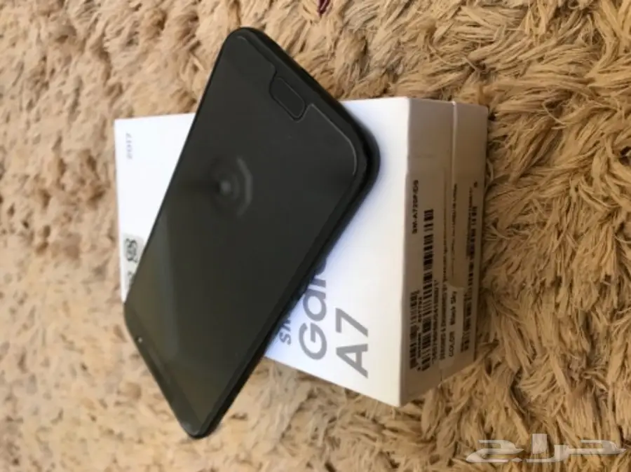 جالكسي A 2017 - شريحتين 32GB - أسود - حالة ممتازة (image 11)