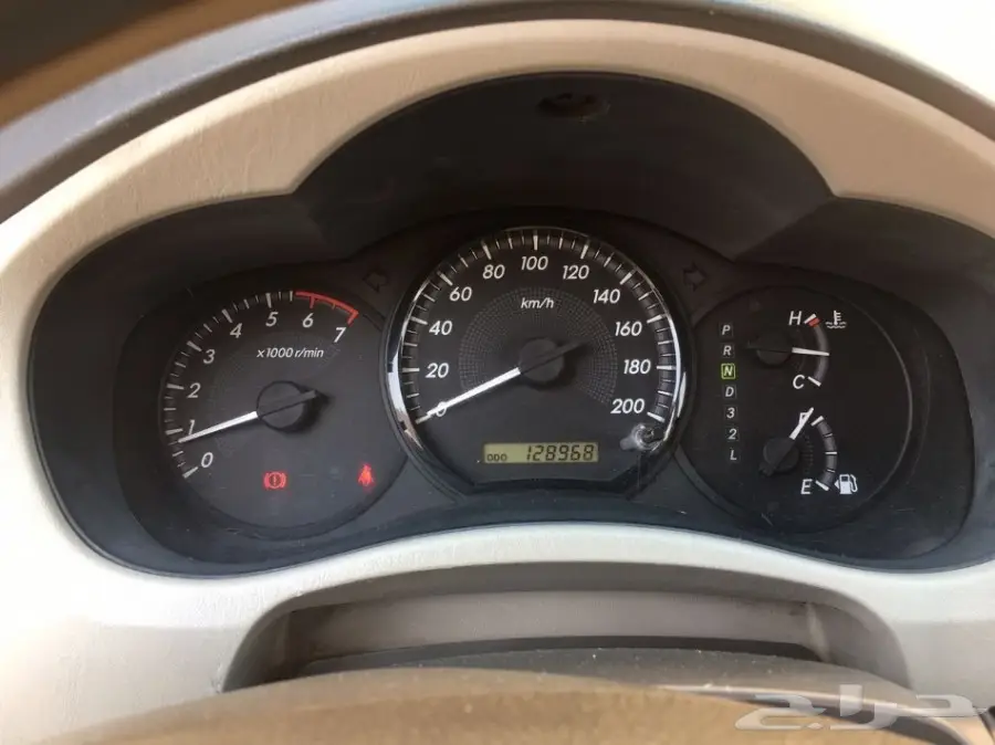 اينوفا 2013 نظيفه ومنوه للمستخدم خليجيه بطاقه (image 15)