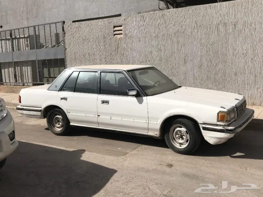 تويوتا كراون 1987 قير تماتيك للبيع تشليح  (image 1)