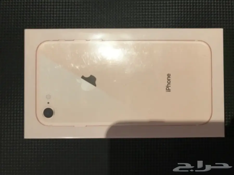 ايفون 8 بدون فايس تايم ( ذهبي ) 64 جيجا