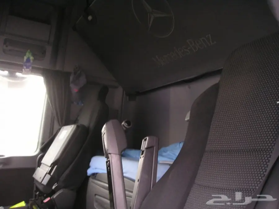 شاحنة راس مرسيدس أكتروس 1844 ميقا 2010 (image 8)