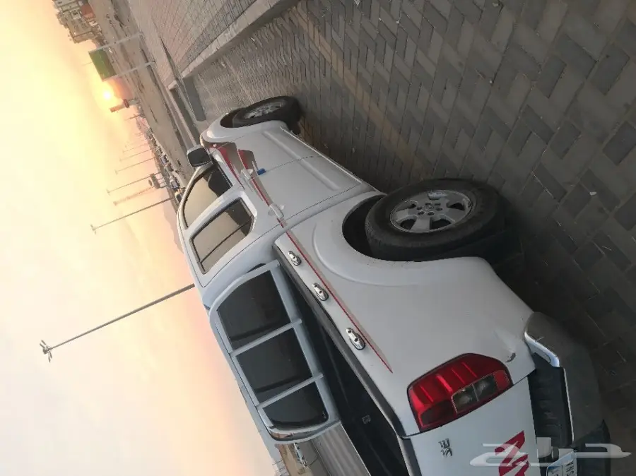 نيسان نافارا2012 (image 9)