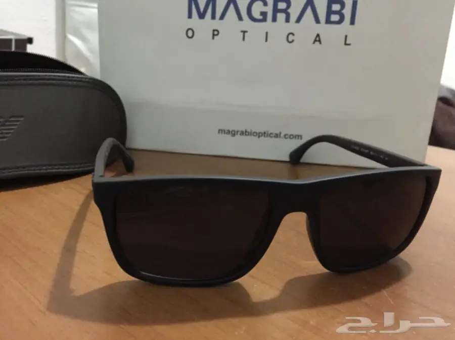 نظارات Emporio ARMANI الاصلية للبيع من مغربي (image 1)