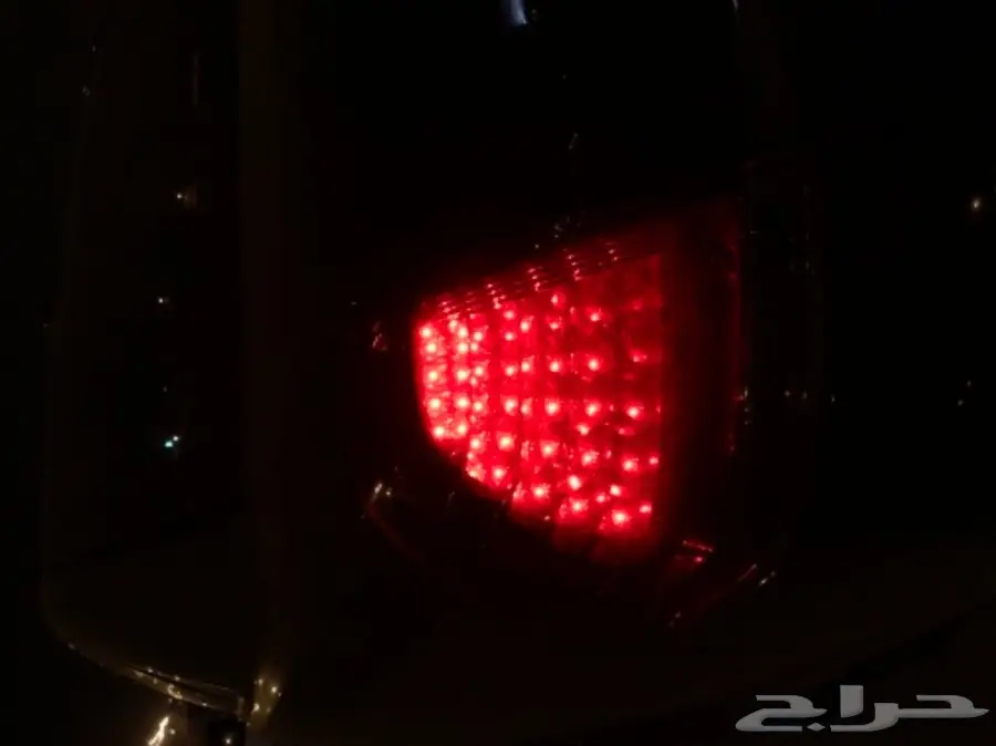 اصطبات كابرس اس اس خلفية اصلية  (image 1)