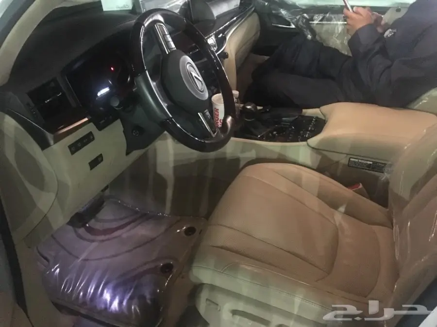 جيب لكزس 2017 بريمي (image 2)