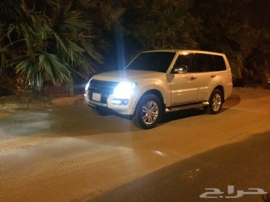 باجيرو 2017 نص فل مكينه3800 (image 5)