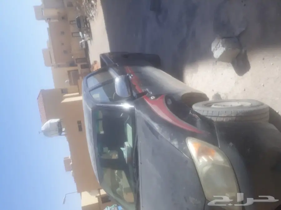 هايلكس 2006 ماشية 530 الف تقريبا 