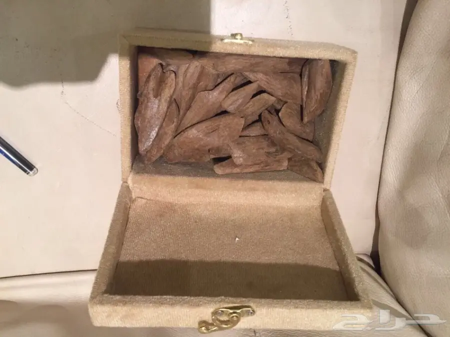 ريع كيلو عود ( تسع أوقيات ) 200 ريال (image 1)