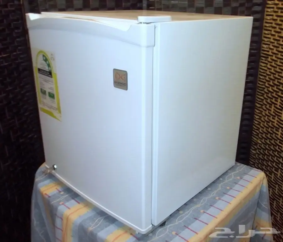 ثلاجة صغيرة دايو باب واحد شبه جديدة (image 3)