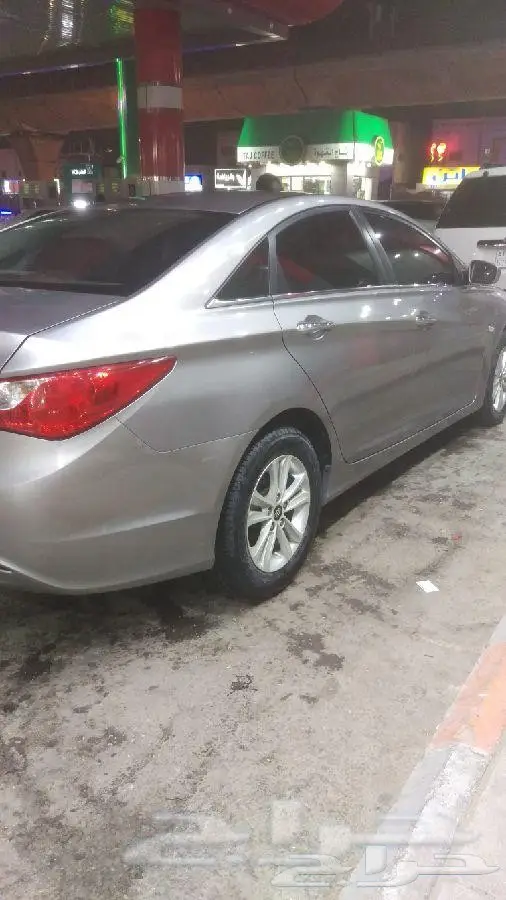 هونداي سوناتا 2011 للبيع أو للبدل (image 7)