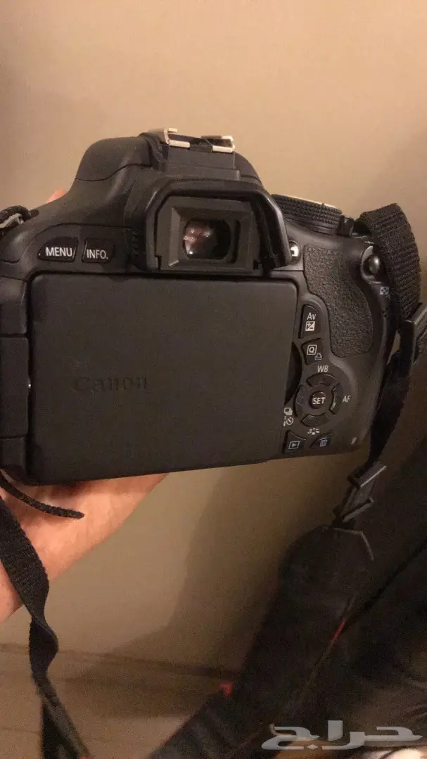 كاميرا كانون 600d للبيع نظيفة البيع مستعجل . (image 2)