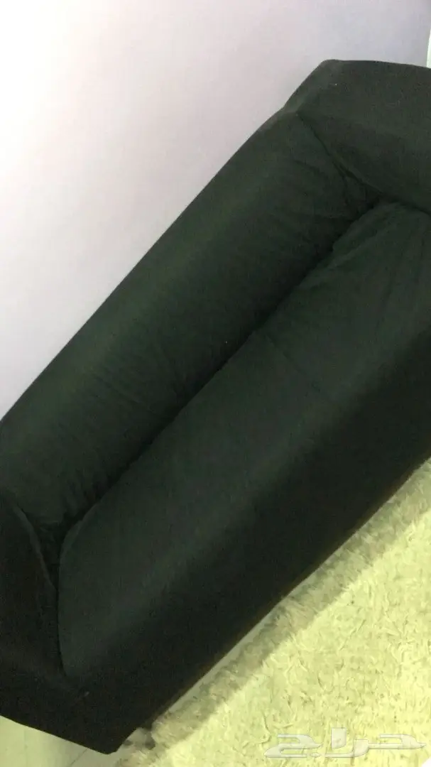 كنب وطاولة وسجادة (image 2)