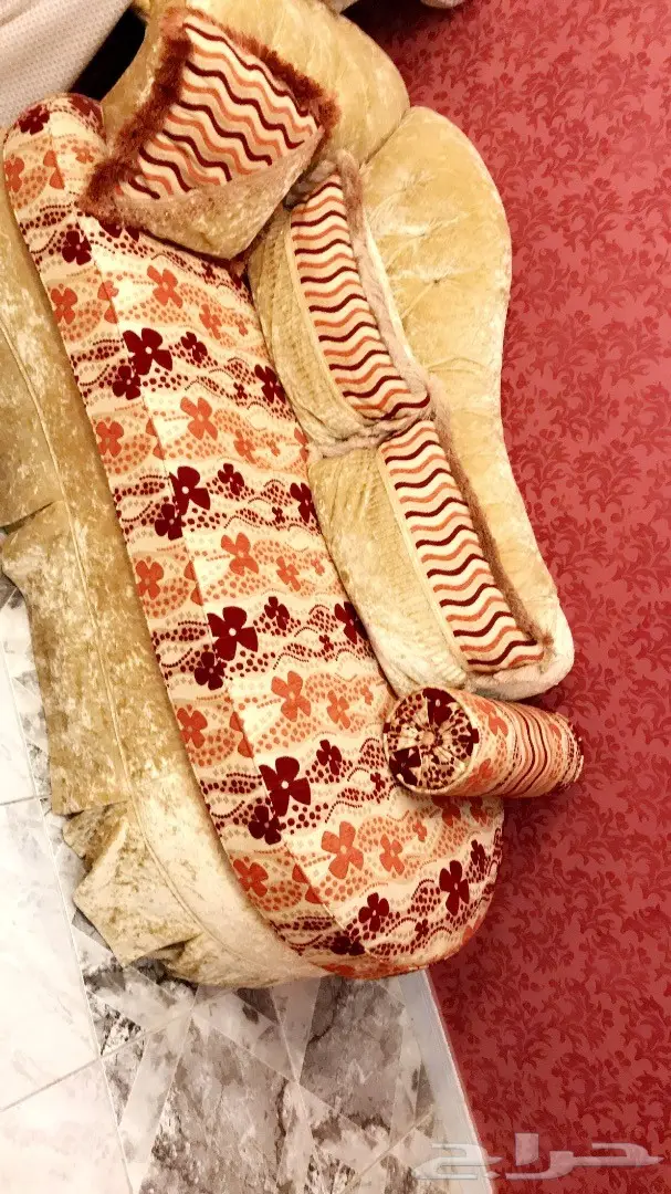 للبيع طقمين كنب (image 3)