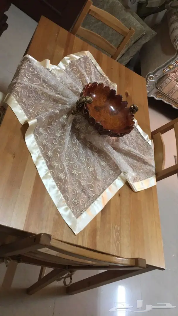 فرصة رائعة! طاولة طعام و كراسي أيكيا بسعر مميز! (image 1)