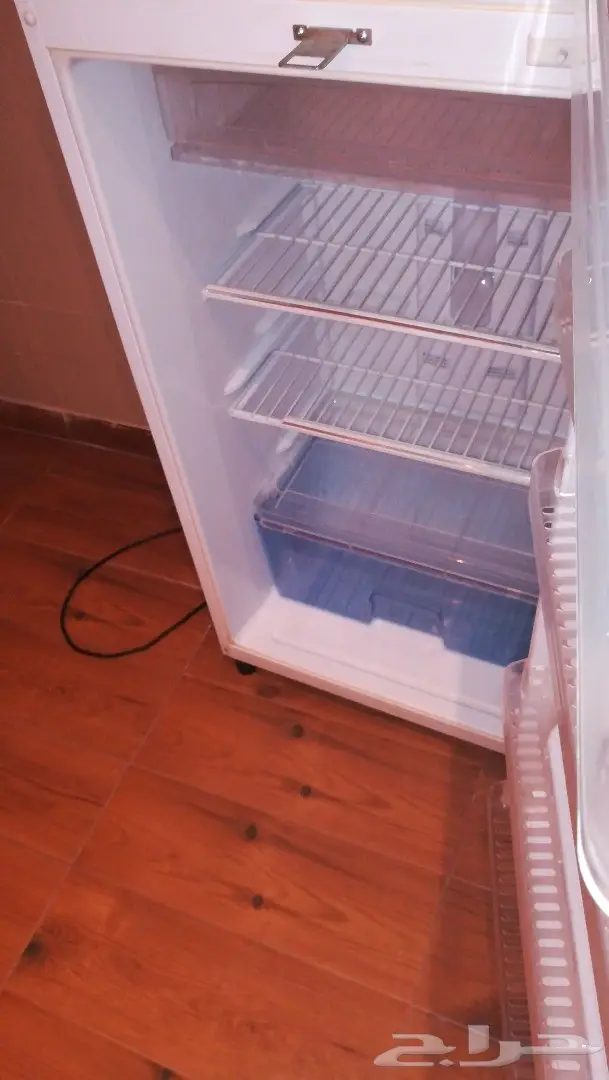 للبيع ثلاجه
