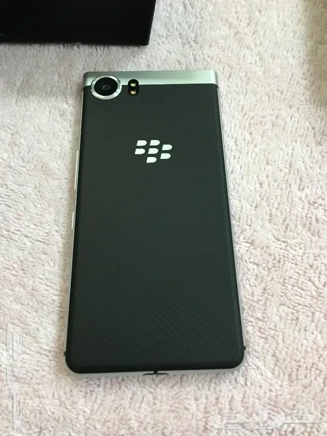 للبيع جوال بلاك بيري Key one (image 3)