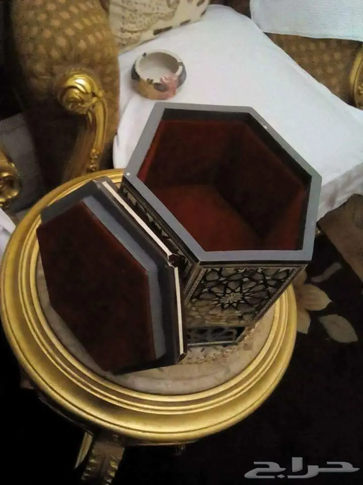 أنتيكات وتحف خشبية  (image 4)