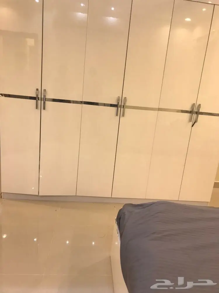 غرفة نوم للبيع (image 1)