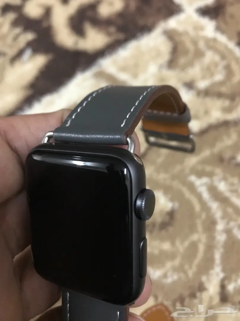 للبيع ساعة أبل الاصدار الثالث  (image 1)