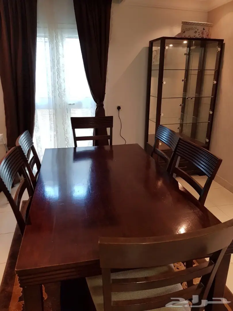 طاولة طعام مع الدولاب من هوم بلازا (image 3)