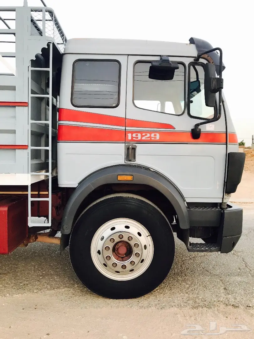 صندوق عايدي البي مرسيدس 90 م (image 1)