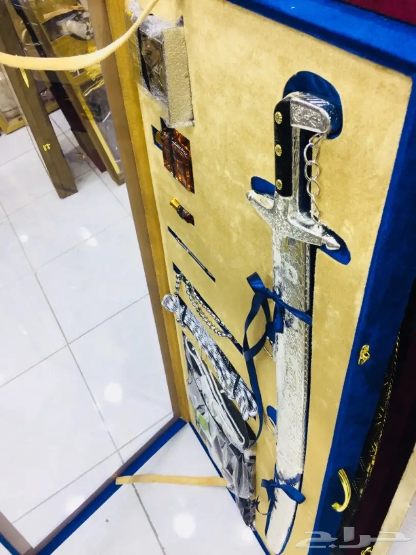 مزاد 40 د طقم هدية يجمل اذا وقف عليك نصيبك (image 10)