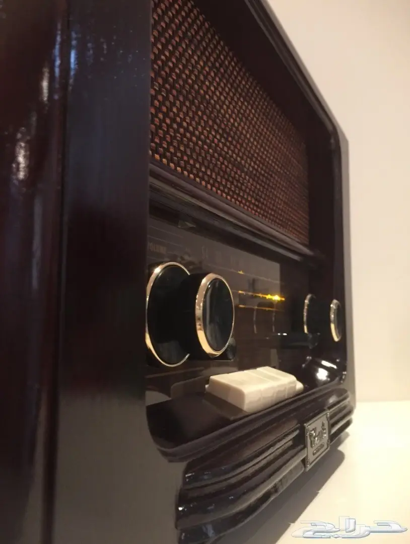 للبيع راديو خشبي كلاسيكي ( الكمية محدودة ) (image 4)