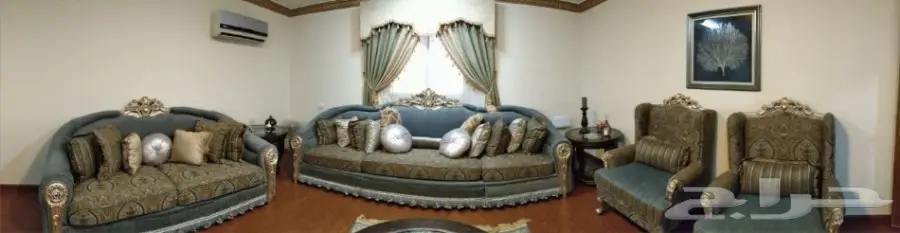 كنب كلاسيكي فخم - فرصة لا تُفوّت! (image 1)