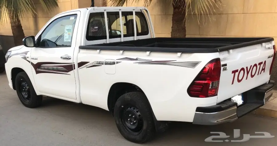 تويوتا هايلوكس GL2700 موديل 2018 - فرصة لا تُفوّت! (image 1)