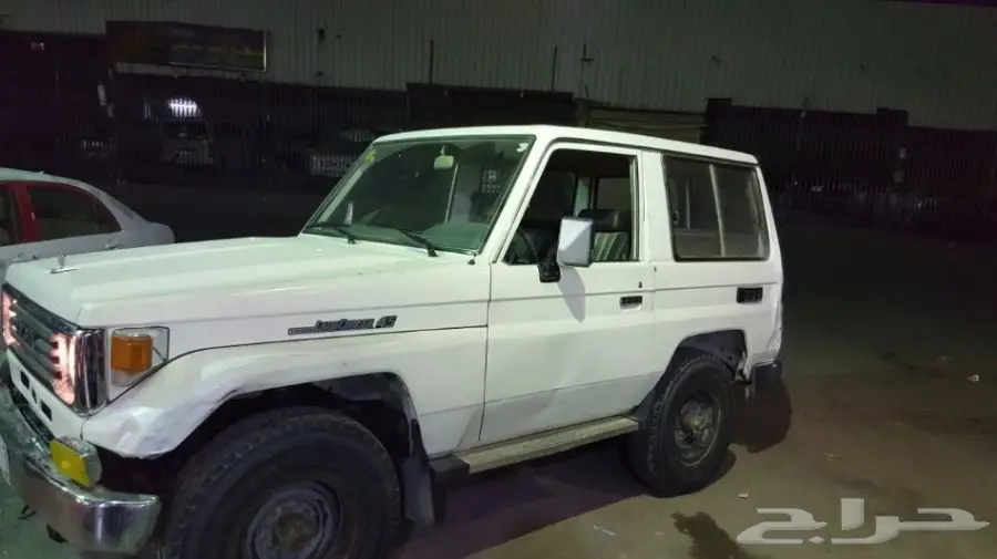 للبيع جيب ربع مديل 1994 نظيف (image 2)