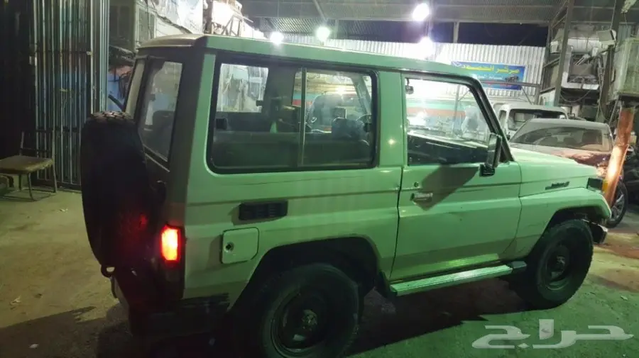 للبيع جيب ربع مديل 1994 نظيف (image 5)