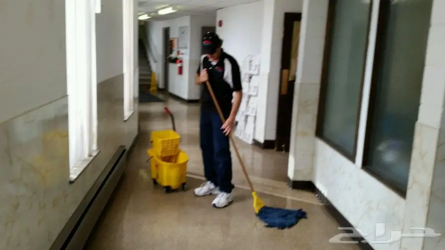 تنظيف خزانات غسيل خزانات تنظيف مجالس عزل خزان (image 2)