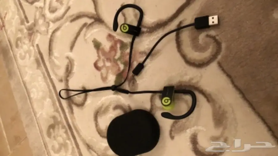 سماعة بلوتوث بيتز (Beats)