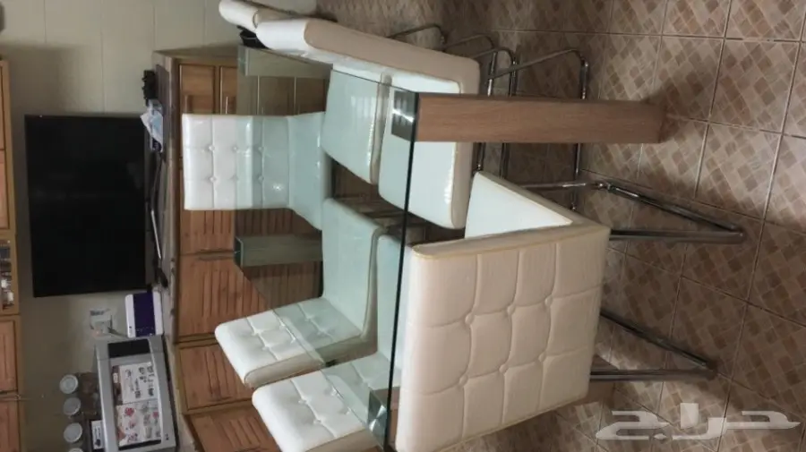 طاولة سفرة مع 6 كراسي