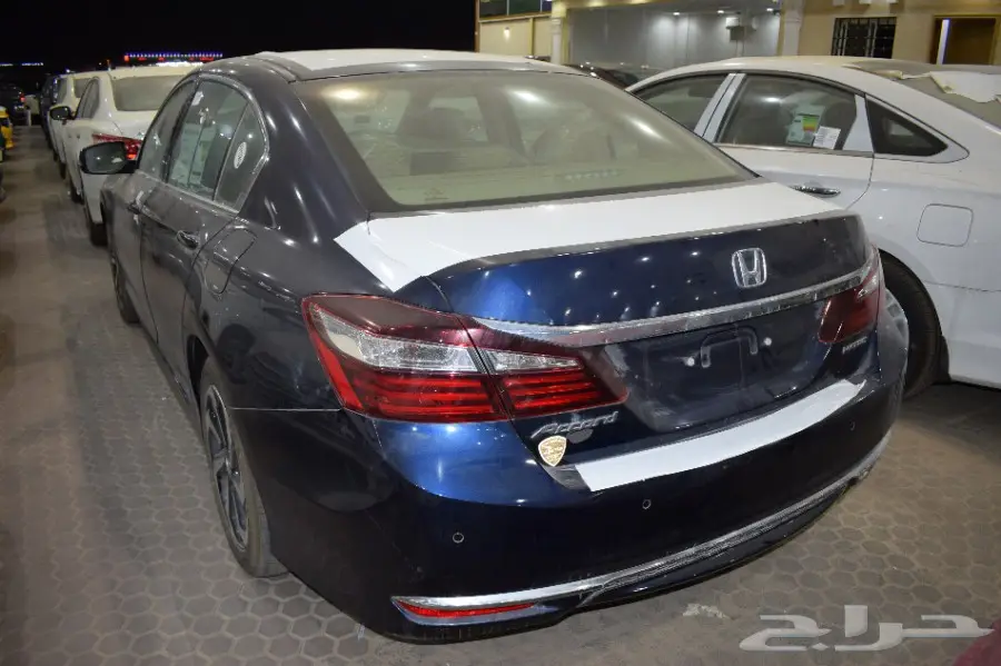 هوندا اكورد اسبيشل خليجي 2017 (image 15)
