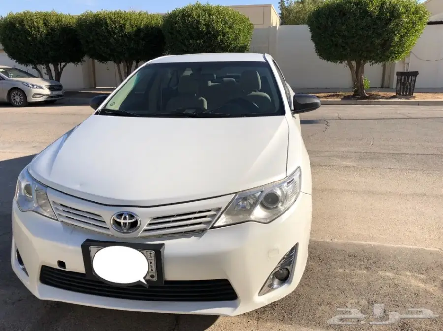 للبيع كامري GL مطور 2015 (image 3)