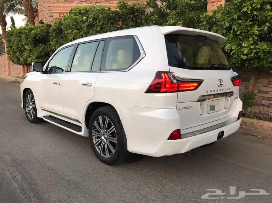 جيب لكزس 2017 فل كامل  (image 3)