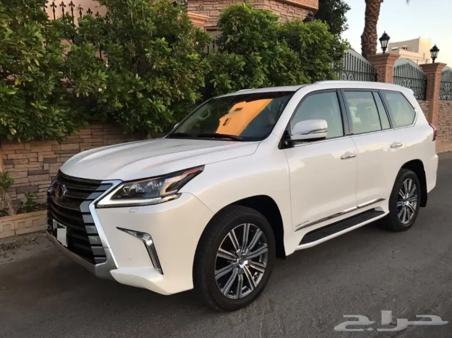 جيب لكزس 2017 فل كامل  (image 4)