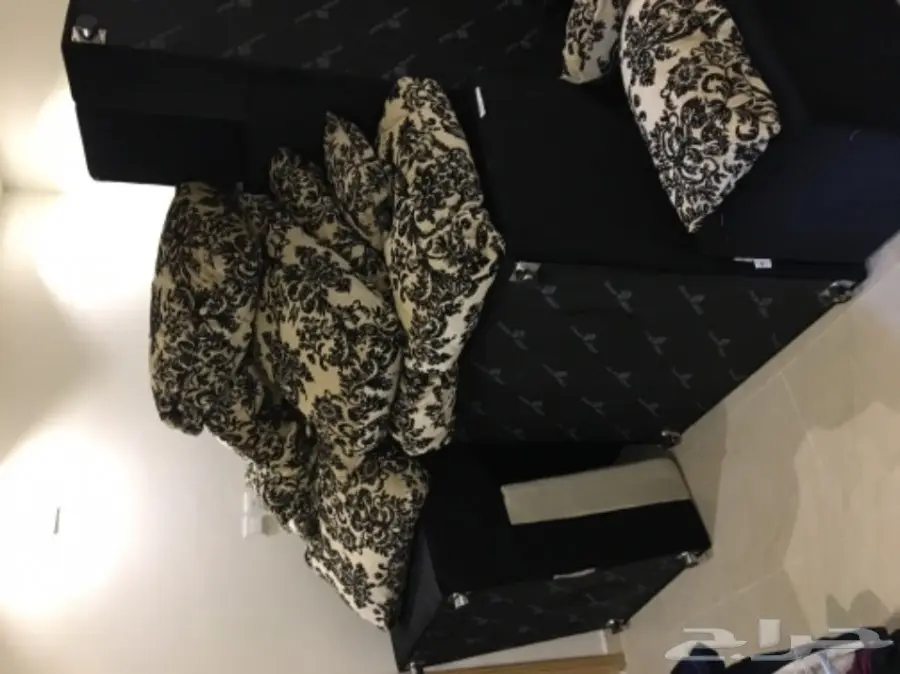 كنب فاخر للبيع من ماركة دايموس(البيع مستعجل) (image 1)