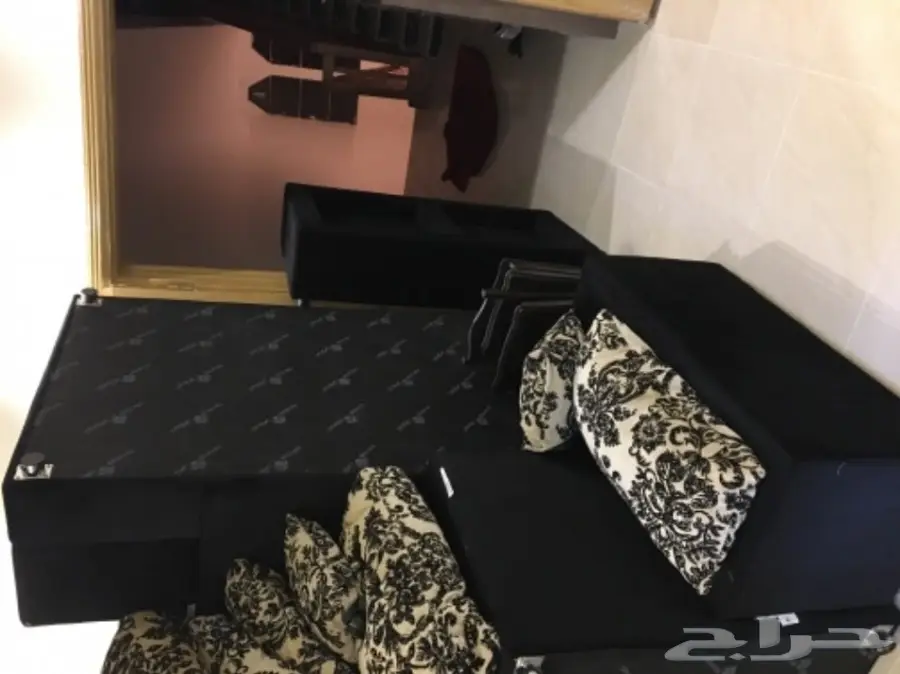 كنب فاخر للبيع من ماركة دايموس(البيع مستعجل) (image 2)