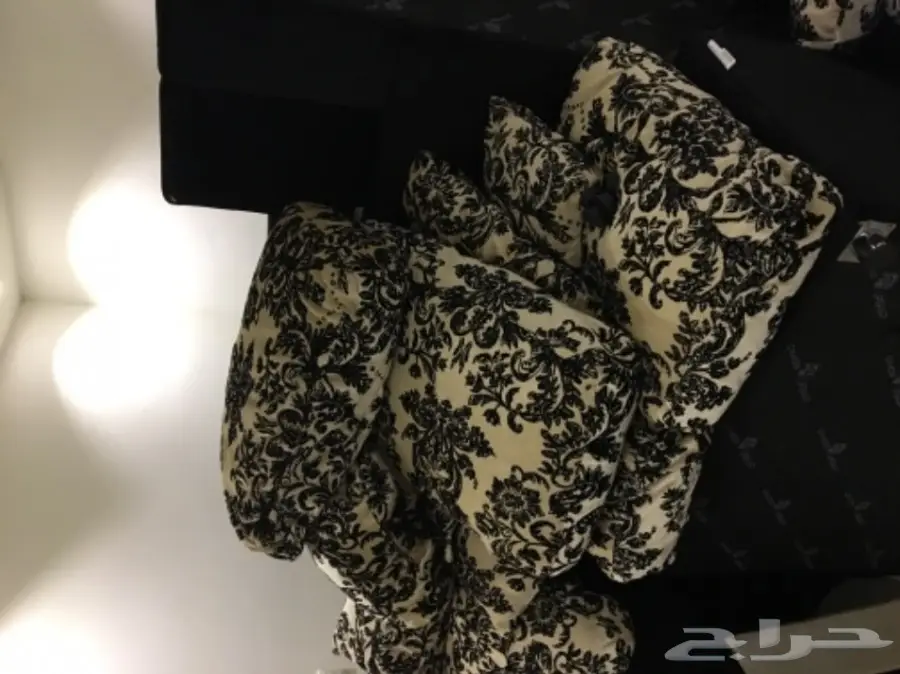 كنب فاخر للبيع من ماركة دايموس(البيع مستعجل) (image 3)