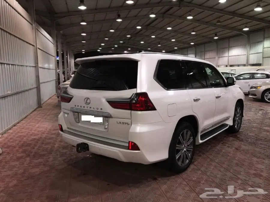لكزس ال اكس 570 ابيض 2016 - معرض سما 2 (image 5)
