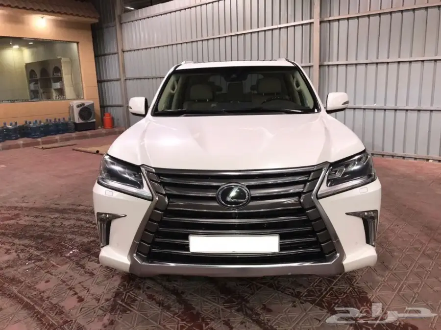 لكزس ال اكس 570 ابيض 2016 - معرض سما 2 (image 6)