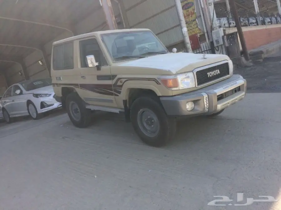 تويوتا ربع بريمي الدفعة الرابعة 2016 (image 5)