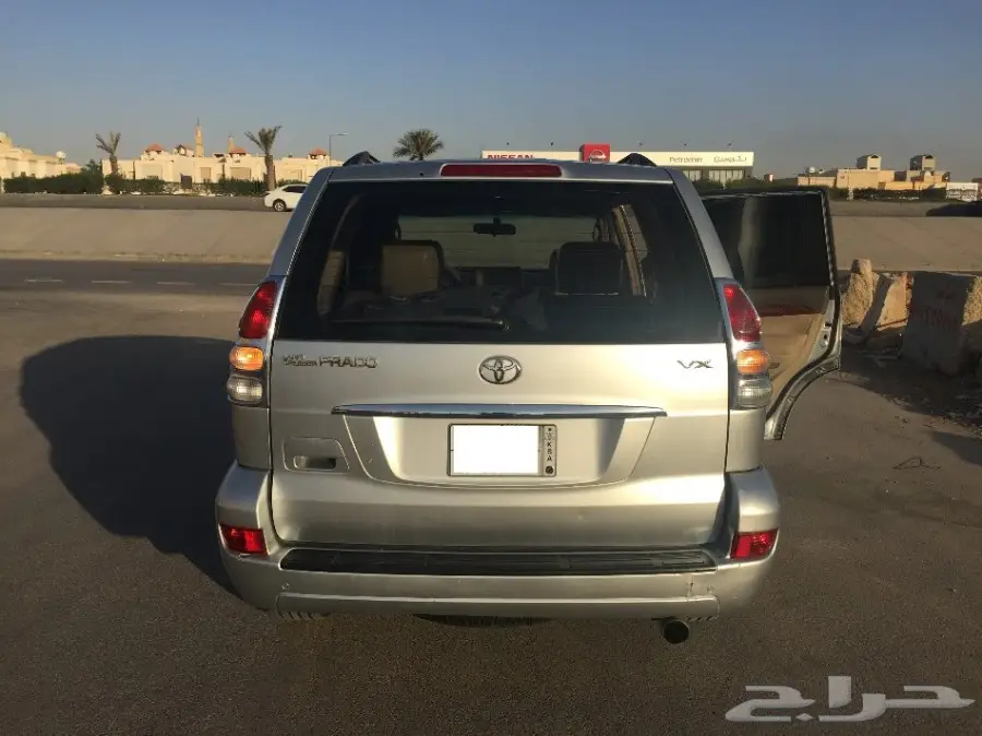 تويوتا برادو 2004 فل كامل 6 سلندر (image 1)
